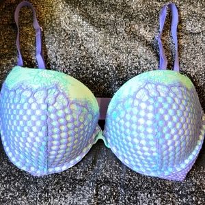Victoria's Secret 34 DD bra